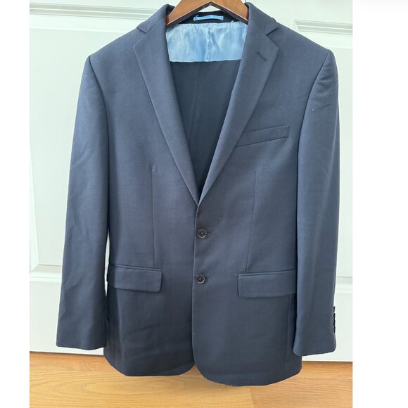 Slim Fit 110 Suit w/ 3 Pairs of Pants- Navy Blazer 38S Pants W34L29